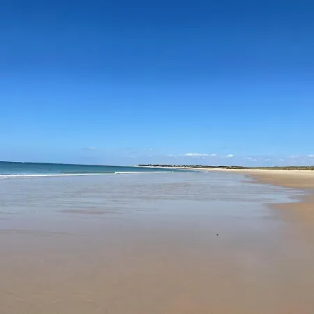 Ancienne Colonie Dans Le Centre De St Denis D'oleron * Saint-Denis-dʼOléron
