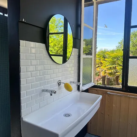 Ancienne Colonie Dans Le Centre De St Denis D'oleron 別荘