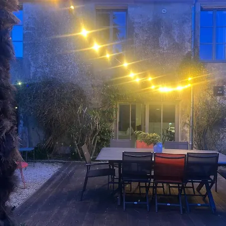 Hébergement de vacances Ancienne Colonie Dans Le Centre De St Denis D'oleron